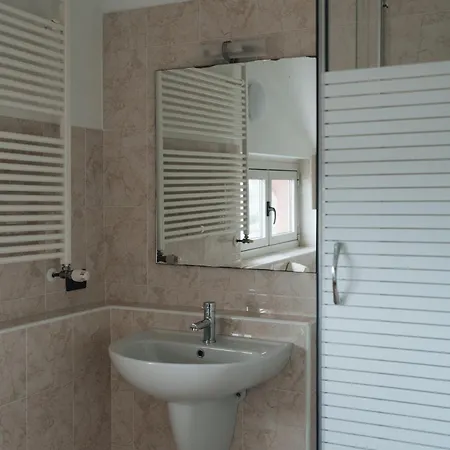 Hotel Edelweiss Mantova 2*
